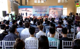 Cùng bàn luận: Gắn kết doanh nghiệp với giáo dục nghề nghiệp