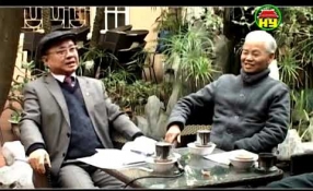 Thơ gắn với đời