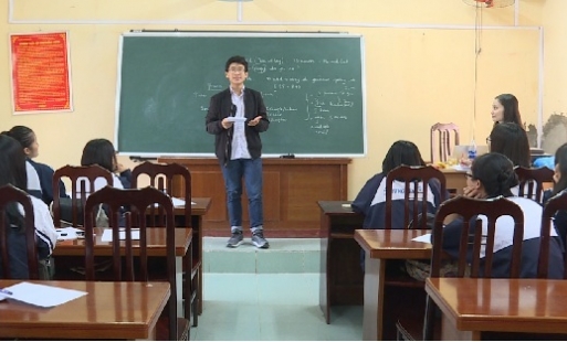 Cậu học sinh mê tiếng Anh ở trường THPT Chuyên Hưng Yên