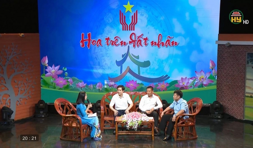 Cùng bàn luận: Hoa trên đất nhãn