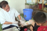 Lương y chữa bỏng, giàu lòng nhân ái
