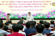 Lặng thầm sau những quyết sách 