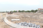 Đấu giá đất tạo nguồn lực xây dựng cơ sở hạ tầng