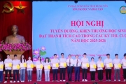 Khen thưởng học sinh đạt thành tích cao