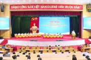 Tiếp xúc, đối thoại giữa Chủ tịch UBND tỉnh với người lao động
