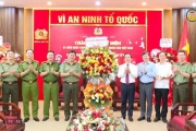 Đồng  chí Bí thư Tỉnh uỷ chúc mừng Ngày truyền thống Công an nhân dân Việt Nam