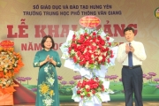 Phó Bí thư Thường trực Tỉnh uỷ Hưng Yên dự khai giảng năm học mới tại trường THPT Văn Giang