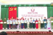 Tuyên dương điển hình tiên tiến