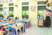 Dùng chung một bộ sách giáo khoa