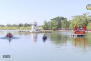 Hồ Bán Nguyệt – điểm hẹn văn hóa dịp Quốc khánh
