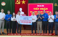 Hỗ trợ nhân dân miền Trung khắc phục hậu quả bão số 10