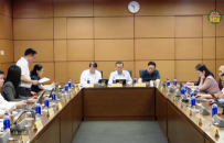 Quốc hội nghe tr&igrave;nh b&agrave;y tờ tr&igrave;nh, b&aacute;o c&aacute;o thẩm tra c&aacute;c dự &aacute;n luật