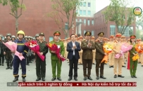 Ra qu&acirc;n cao điểm tấn c&ocirc;ng,trấn &aacute;p tội phạm