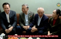 Tổng B&iacute; thư T&ocirc; L&acirc;m tặng qu&agrave; c&aacute;c địa phương v&agrave; gia đ&igrave;nh ch&iacute;nh s&aacute;ch