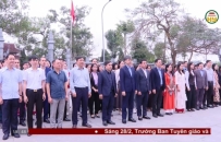 D&acirc;ng hương tại khu di t&iacute;ch C&acirc;y đa S&agrave;i Thị 