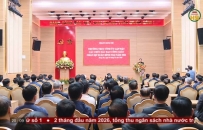 Thường trực Tỉnh ủy gặp mặt c&aacute;c chức sắc C&ocirc;ng gi&aacute;o