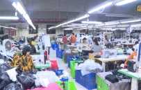 Thông qua nghị quyết phát triển kinh tế tư nhân