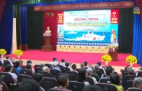 Cảnh s&aacute;t biển đồng h&agrave;nh c&ugrave;ng ngư d&acirc;n