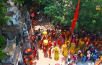 Th&uacute;c đẩy ph&aacute;t triển văn ho&aacute; v&agrave; du lịch