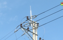 Hưng Yên thí điểm lắp đặt Kim thu sét trên lưới điện trung tại TP Hưng Yên 