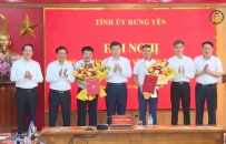 C&ocirc;ng bố quyết định về c&ocirc;ng t&aacute;c c&aacute;n bộ
