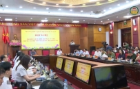 Đo&agrave;n đại biểu Quốc hội tiếp x&uacute;c cử tri tại phường Th&aacute;i B&igrave;nh