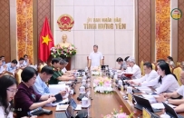 Phi&ecirc;n họp thường kỳ UBND tỉnh th&aacute;ng 8