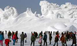Chiêm ngưỡng 24 tác phẩm điêu khắc băng tuyệt đẹp trên thế giới