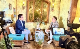 Ch&ecirc;nh v&ecirc;nh (Tập 1: Bước ra khỏi v&ugrave;ng an to&agrave;n)