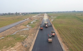 Di chuyển mộ làm đường vành đai 4 - Khi đảng viên xung phong