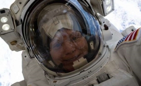 Những bức ảnh Selfie trong không gian của các nhà du hành vũ trụ