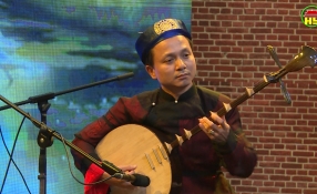 Khách mời văn nghệ sĩ: NSƯT Hồng Minh