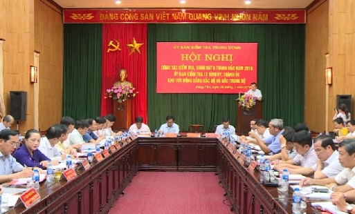 Ủy ban Kiểm tra 12 tỉnh thành phía Bắc sơ kết công tác 6 tháng tại Hưng Yên