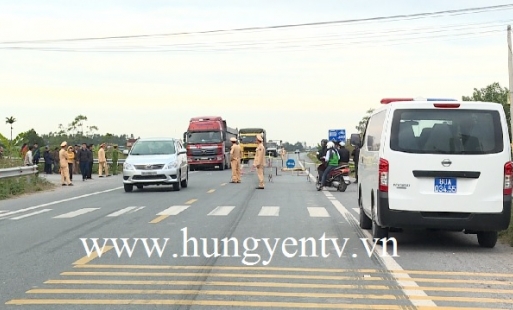 Thêm 1 vụ ô tô gây tai nạn chết rồi người bỏ trốn trên đường nối 2 cao tốc