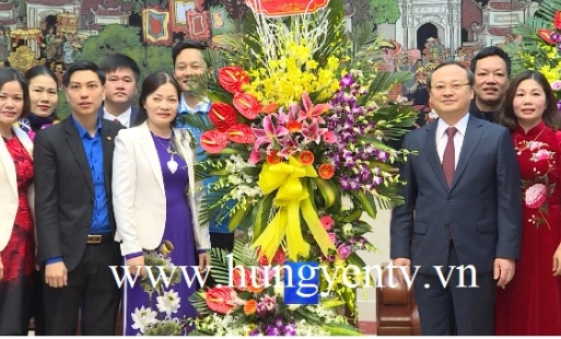 Bí thư Tỉnh ủy Đỗ Tiến Sỹ biểu dương các tổ chức Đảng