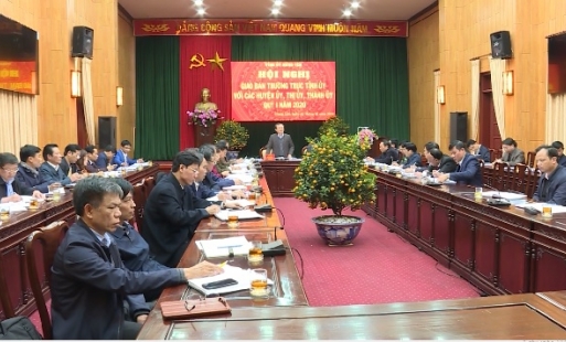 Thường trực Tỉnh ủy Hưng Yên giao ban với các huyện ủy, thành ủy, thị ủy quý I năm 2020