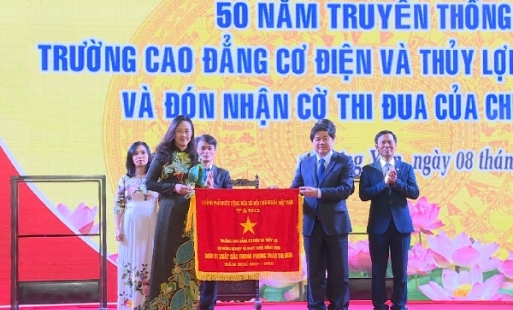 Trường Cao đẳng Cơ điện và Thủy lợi kỷ niệm 50 năm ngày truyền thống