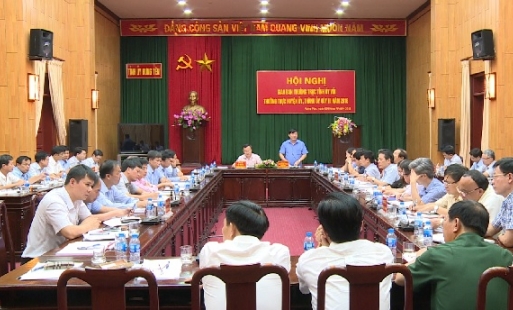 Thường trực Tỉnh ủy Hưng Yên giao ban với các huyện ủy, thành ủy