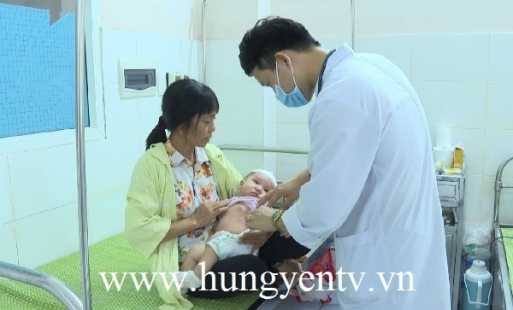 80% bệnh nhi nhập viện Sản Nhi Hưng Yên điều trị sởi bị biến chứng 