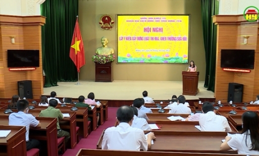 Đoàn Đại biểu Quốc hội tỉnh góp ý về luật thi đua khen thưởng