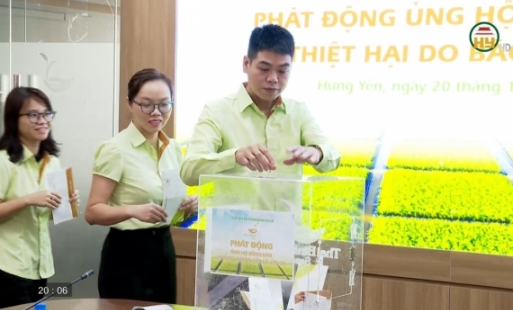 Chung tay ủng hộ người dân vùng lũ
