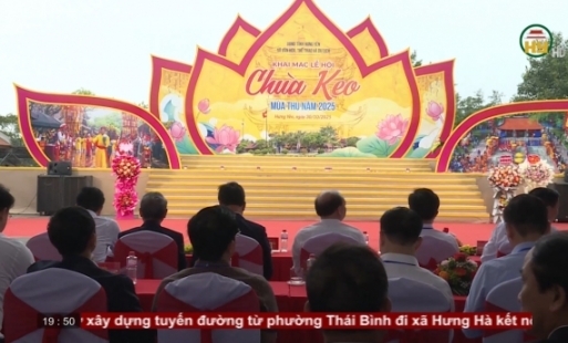 Khai hội chùa Keo mùa thu
