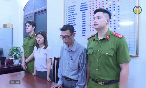 Khởi tố vụ án buôn lậu
