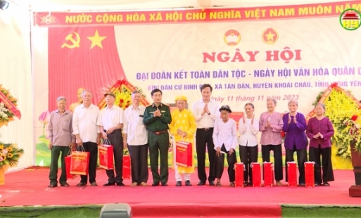 Ngày hội Đại đoàn kết toàn dân tộc - Ngày hội văn hóa quân dân Khu dân cư Bình Dân