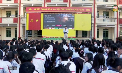 Chiếu miễn phí phim “ Mưa đỏ “