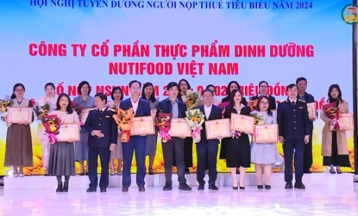 Tuyên dương người nộp thuế tiêu biểu