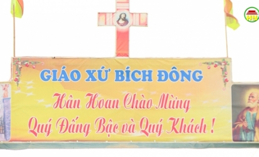 Giáo xứ Bích Đông thi đua yêu nước, tích cực tham gia xây dựng NTM