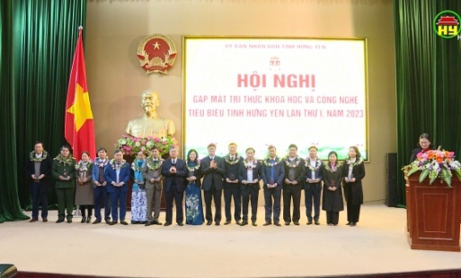 Gặp mặt trí thức khoa học và công nghệ tiêu biểu