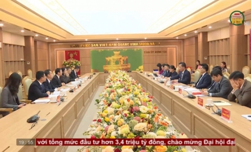 Đoàn công tác thành phố Cám Châu làm việc tại Hưng Yên