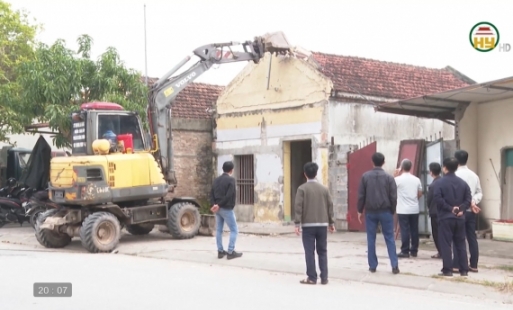 Tự giác tháo dỡ công trình vi phạm